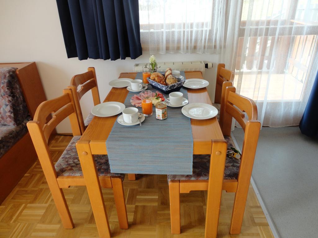 Panoramablickhotel - Lakeview Apartments Анненгайм Номер фото